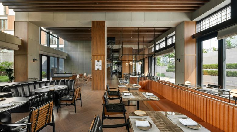 <b>Flow And Co Qingdao Autograph Restaurant</b>. Images powered by <a href="https://www.leonardoworldwide.com/" title="Leonardo Worldwide" target="_blank">Leonardo</a>.