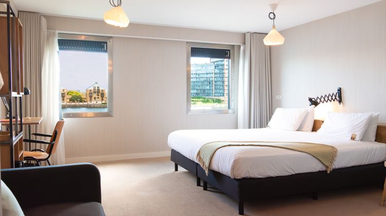 Good Hotel London Room