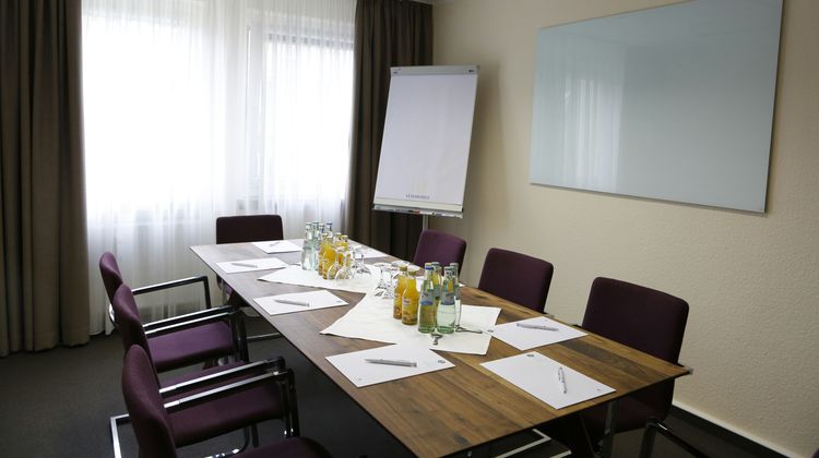 VCH by TOP Hotel Dietrich Bonhoeffer Meeting