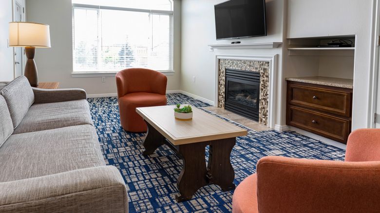 <b>WorldMark Midway Room</b>. Images powered by <a href="https://www.leonardoworldwide.com/" title="Leonardo Worldwide" target="_blank">Leonardo</a>.