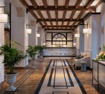 The Vinoy Resort & Golf Club, Autograph Lobby