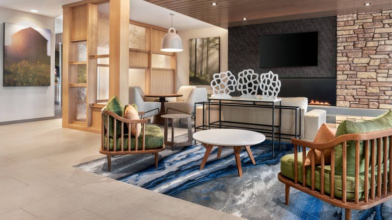 <b>Fairfield Inn & Suites Milwaukee West Lobby</b>. Images powered by <a href="https://www.leonardoworldwide.com/" title="Leonardo Worldwide" target="_blank">Leonardo</a>.