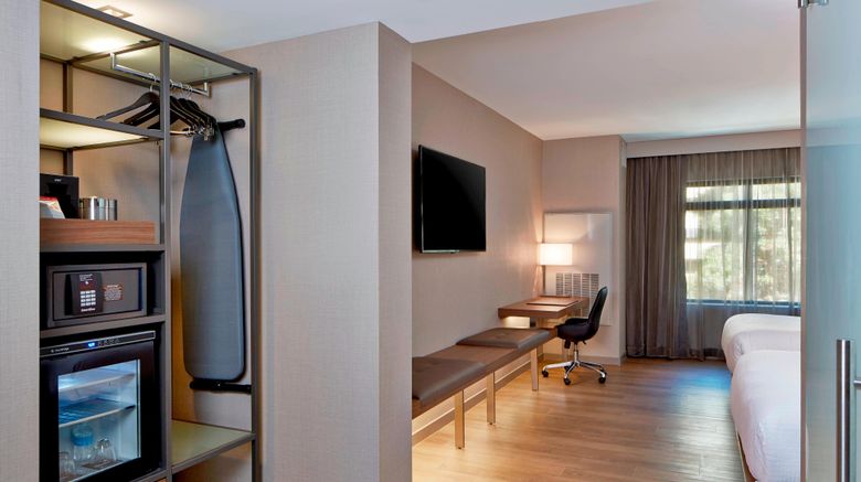 <b>AC Hotel Seattle Bellevue/Downtown Room</b>. Images powered by <a href="https://www.leonardoworldwide.com/" title="Leonardo Worldwide" target="_blank">Leonardo</a>.