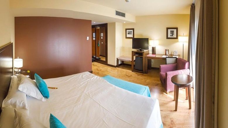<b>Gran Hotel Ciudad de Barbastro Room</b>. Images powered by <a href="https://www.leonardoworldwide.com/" title="Leonardo Worldwide" target="_blank">Leonardo</a>.