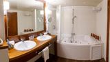 Gran Hotel Ciudad de Barbastro Room