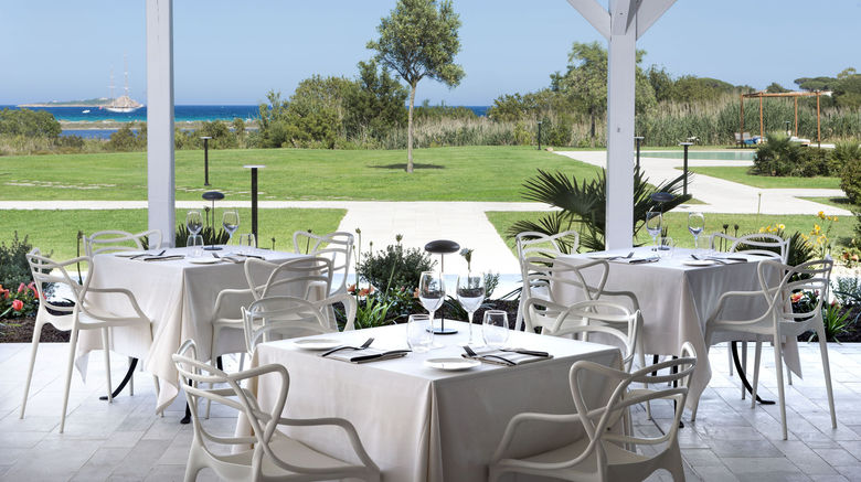 <b>Baglioni Resort Sardinia Restaurant</b>. Images powered by <a href="https://www.leonardoworldwide.com/" title="Leonardo Worldwide" target="_blank">Leonardo</a>.