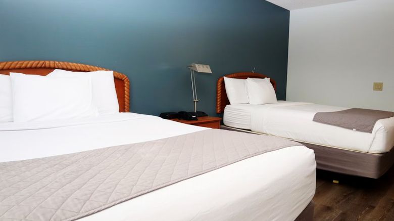 <b>Polynesian Hotel & Suites Room</b>. Images powered by <a href="https://www.leonardoworldwide.com/" title="Leonardo Worldwide" target="_blank">Leonardo</a>.