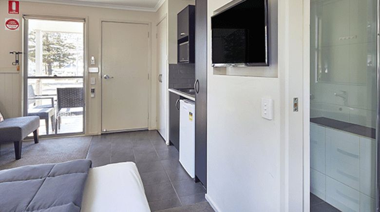<b>Port Macquarie Breakwall Holiday Park Lobby</b>. Images powered by <a href="https://www.leonardoworldwide.com/" title="Leonardo Worldwide" target="_blank">Leonardo</a>.