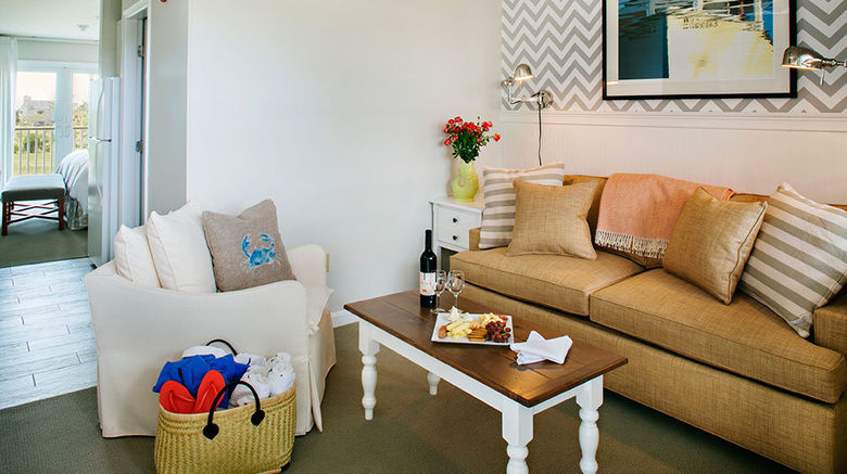 <b>Winnetu Oceanside Resort Suite</b>. Images powered by <a href="https://www.leonardoworldwide.com/" title="Leonardo Worldwide" target="_blank">Leonardo</a>.
