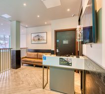 hub by Premier Inn London Camden Lobby