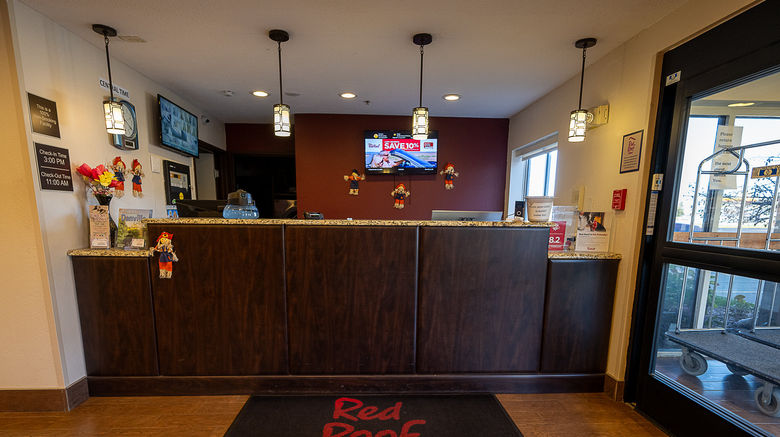 <b>Red Roof Inn & Suites Danville Lobby</b>. Images powered by <a href="https://www.leonardoworldwide.com/" title="Leonardo Worldwide" target="_blank">Leonardo</a>.