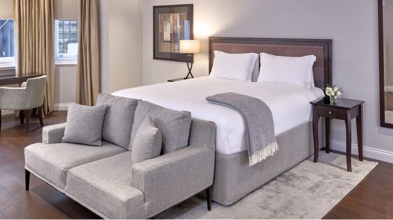 <b>Fraser Suites Queens Gate London Suite</b>. Images powered by <a href="https://www.leonardoworldwide.com/" title="Leonardo Worldwide" target="_blank">Leonardo</a>.