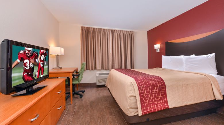 <b>Red Roof Inn & Suites Danville Room</b>. Images powered by <a href="https://www.leonardoworldwide.com/" title="Leonardo Worldwide" target="_blank">Leonardo</a>.