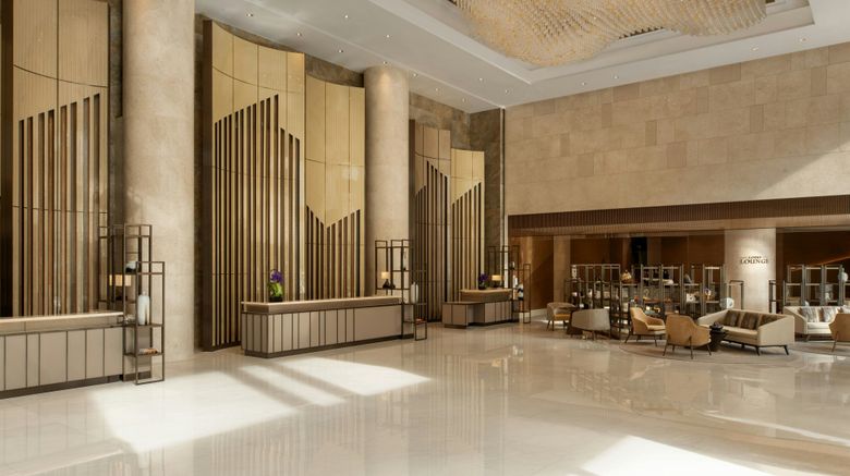 <b>Sheraton Hong Kong Tung Chung Hotel Lobby</b>. Images powered by <a href="https://www.leonardoworldwide.com/" title="Leonardo Worldwide" target="_blank">Leonardo</a>.