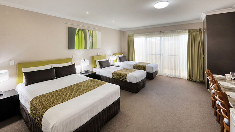 <b>Drovers Motor Inn Room</b>. Images powered by <a href="https://www.leonardoworldwide.com/" title="Leonardo Worldwide" target="_blank">Leonardo</a>.
