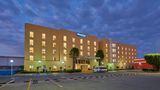 City Express by Marriott Plaza Central Exterior