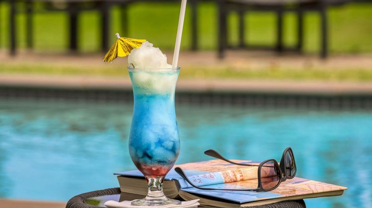 Protea Hotel O.R. Tambo Pool