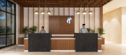 Holiday Inn Gurgaon NH8 Exterior