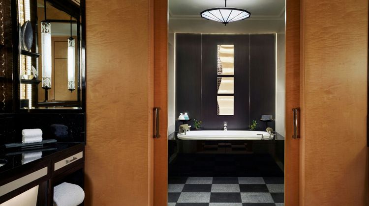 The Ritz-Carlton, Tokyo Room