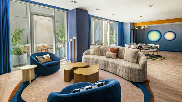W Hollywood Suite
