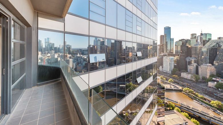 <b>Southbank Apartments Eureka Tower Room</b>. Images powered by <a href="https://www.leonardoworldwide.com/" title="Leonardo Worldwide" target="_blank">Leonardo</a>.