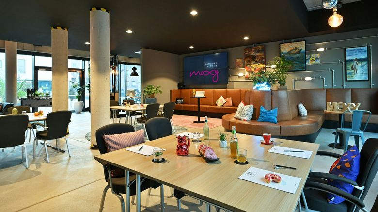 <b>Moxy Hamburg Altona Meeting</b>. Images powered by <a href="https://www.leonardoworldwide.com/" title="Leonardo Worldwide" target="_blank">Leonardo</a>.