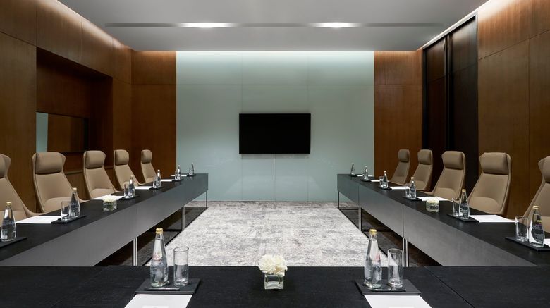 <b>Crowne Plaza Danang City Centre Meeting</b>. Images powered by <a href="https://www.leonardoworldwide.com/" title="Leonardo Worldwide" target="_blank">Leonardo</a>.