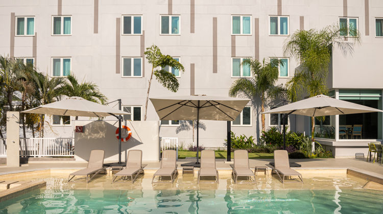 Holiday Inn Express Pool