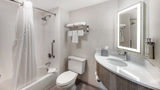 Holiday Inn Express Crestwood Room