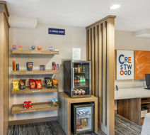 Holiday Inn Express Crestwood Lobby
