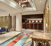 Metropolitan Hotel Vancouver Lobby