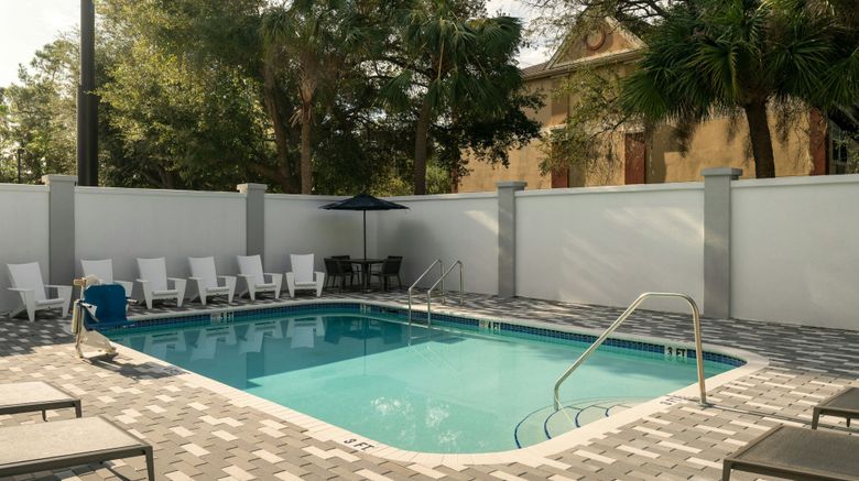 <b>Courtyard Gainesville Pool</b>. Images powered by <a href="https://www.leonardoworldwide.com/" title="Leonardo Worldwide" target="_blank">Leonardo</a>.