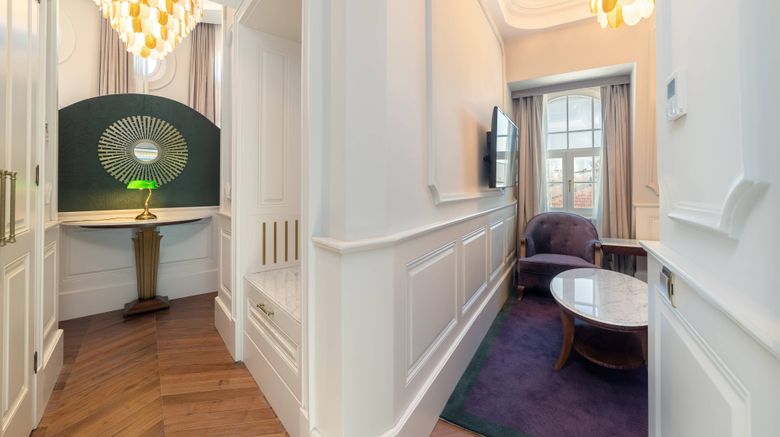 <b>Orientbank Hotel, Autograph Collection Suite</b>. Images powered by <a href="https://www.leonardoworldwide.com/" title="Leonardo Worldwide" target="_blank">Leonardo</a>.