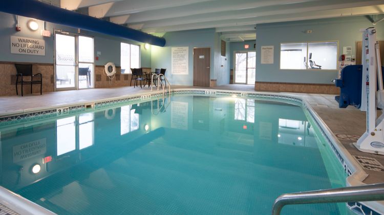 Holiday Inn Express Pool