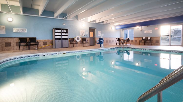 Holiday Inn Express Pool