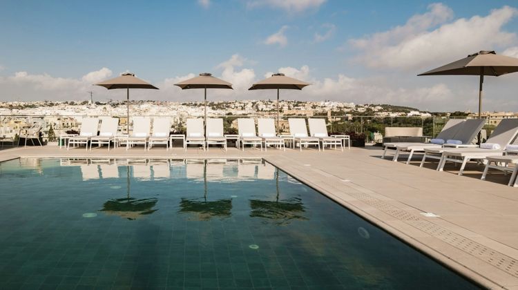 AC Hotel St. Julian's Pool