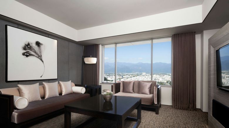 <b>Sheraton Taitung Hotel Room</b>. Images powered by <a href="https://www.leonardoworldwide.com/" title="Leonardo Worldwide" target="_blank">Leonardo</a>.