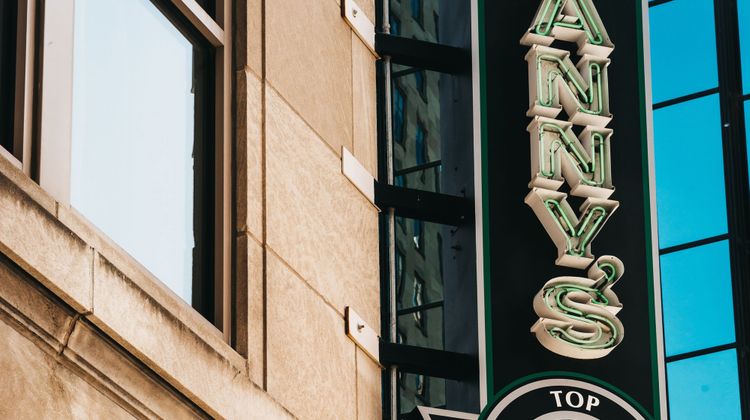 W Minneapolis - The Foshay Restaurant