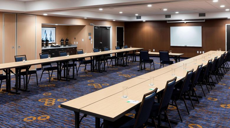 <b>Courtyard Houston North/Shenandoah Meeting</b>. Images powered by <a href="https://www.leonardoworldwide.com/" title="Leonardo Worldwide" target="_blank">Leonardo</a>.