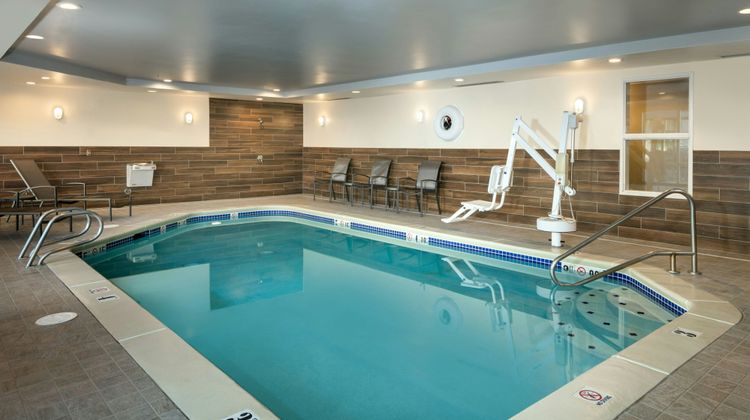 Fairfield Inn & Suites Anchorage Pool