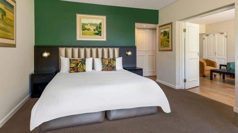 <b>The Lord Charles Hotel Room</b>. Images powered by <a href="https://www.leonardoworldwide.com/" title="Leonardo Worldwide" target="_blank">Leonardo</a>.