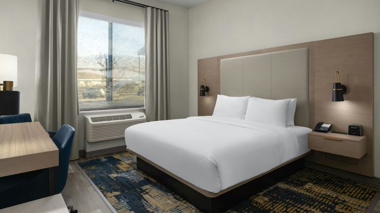 Fairfield Inn & Suites Livermore Room
