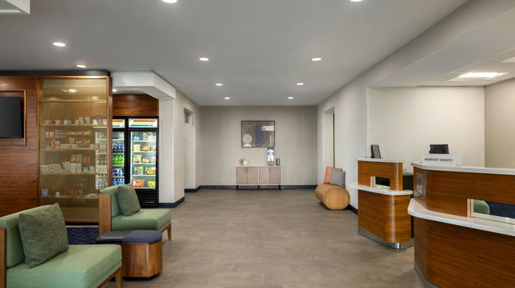 Courtyard Kokomo Lobby