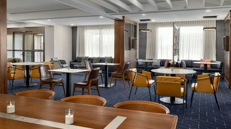 <b>Courtyard Kokomo Lobby</b>. Images powered by <a href="https://www.leonardoworldwide.com/" title="Leonardo Worldwide" target="_blank">Leonardo</a>.