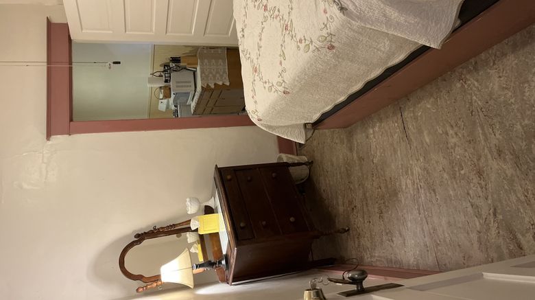<b>Historic Hotel Greybull Room</b>. Images powered by <a href="https://www.leonardoworldwide.com/" title="Leonardo Worldwide" target="_blank">Leonardo</a>.
