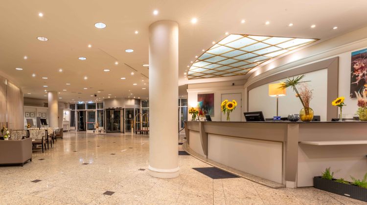 Plaza Premium Wien Lobby