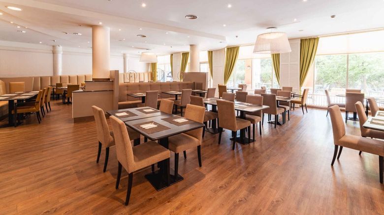 <b>Plaza Premium Wien Restaurant</b>. Images powered by <a href="https://www.leonardoworldwide.com/" title="Leonardo Worldwide" target="_blank">Leonardo</a>.