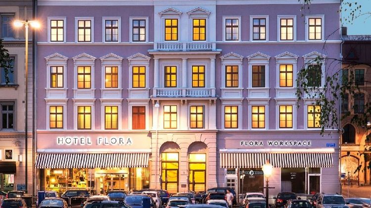 Hotel Flora Exterior