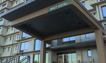 Brut Hotel