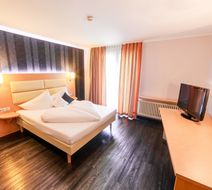 Plaza Inn Stuttgart-Ditzingen Room